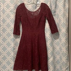 White House Black Market EUC Burgundy Lace Dress with Sleeves!